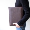 真皮深棕色 macbook 筆記型電腦皮套