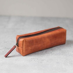 展示品出清 - 淡褐色立體植鞣真皮筆袋