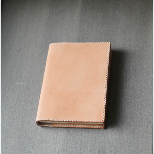 植鞣牛皮原色書套式筆記本（A6 尺寸）