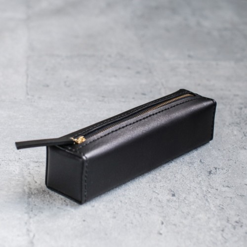 碳黑色立體植鞣真皮筆袋