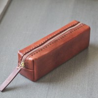 紅褐色立體植鞣真皮革筆袋