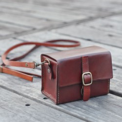 經典全手工植鞣深棕色牛皮真皮相機包