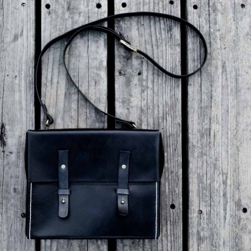 經典全手工黑色植鞣牛皮真皮肩背側背包